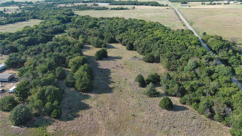 N 381 RD, Holdenville, OK 74848
