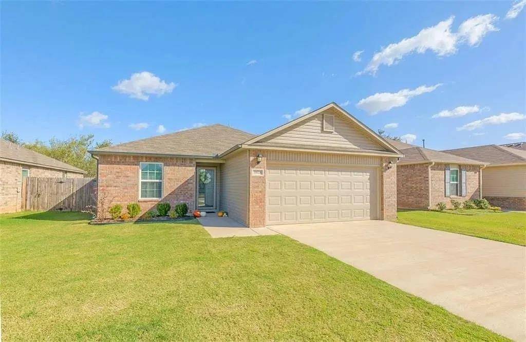 10120 Sussex PL, Oklahoma City, OK 73120
