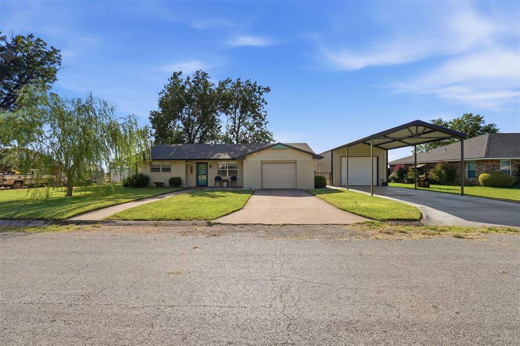 107 Fairview LN, Tipton, OK 73570