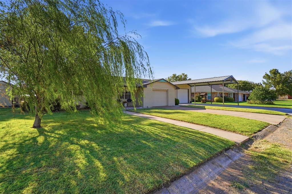 107 Fairview LN, Tipton, OK 73570