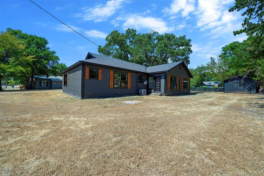 209 Boston, Fort Towson, OK 74735