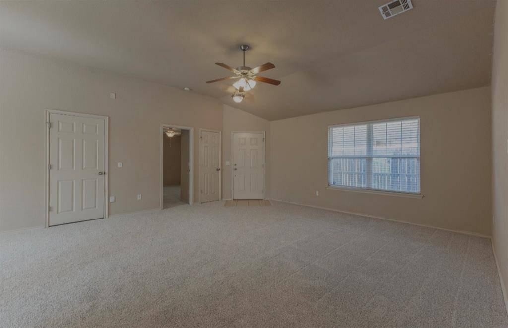 12368 SW 6th ST, Yukon, OK 73099