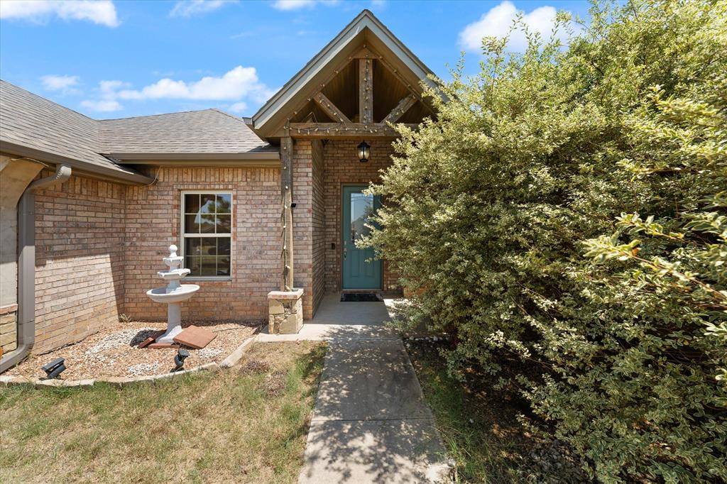 108 Oakridge DR, Choctaw, OK 73020
