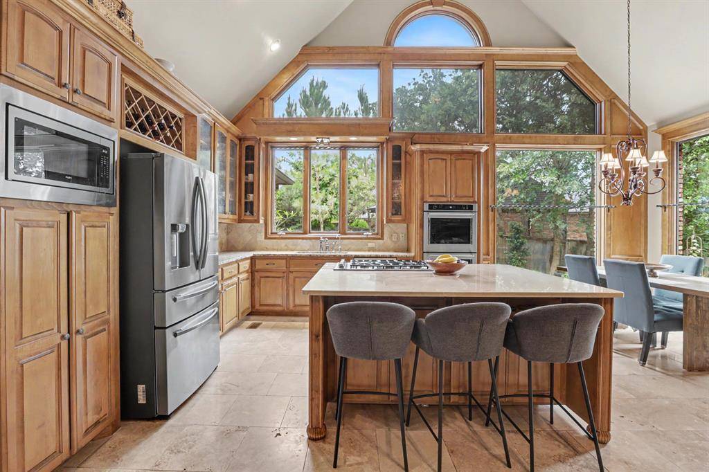 800 Shadow Wood DR, Edmond, OK 73034