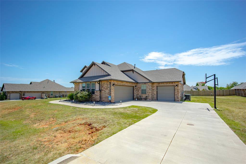 18392 Chuckwagon Trail, Norman, OK 73072