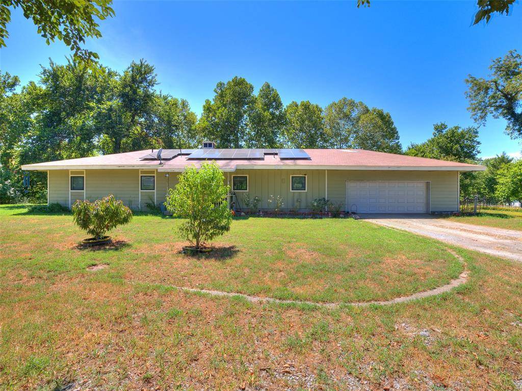 82 Buck Creek TRL, Bartlesville, OK 74003