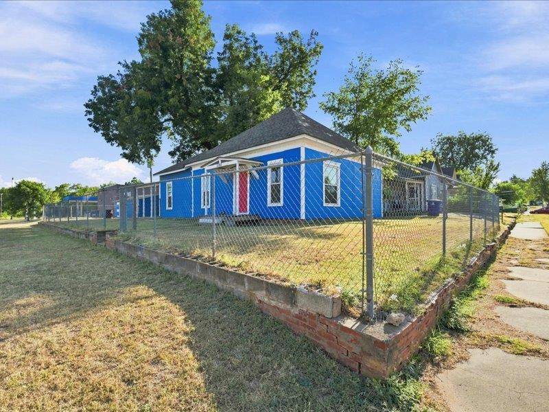 1101 W Warner AVE, Guthrie, OK 73044