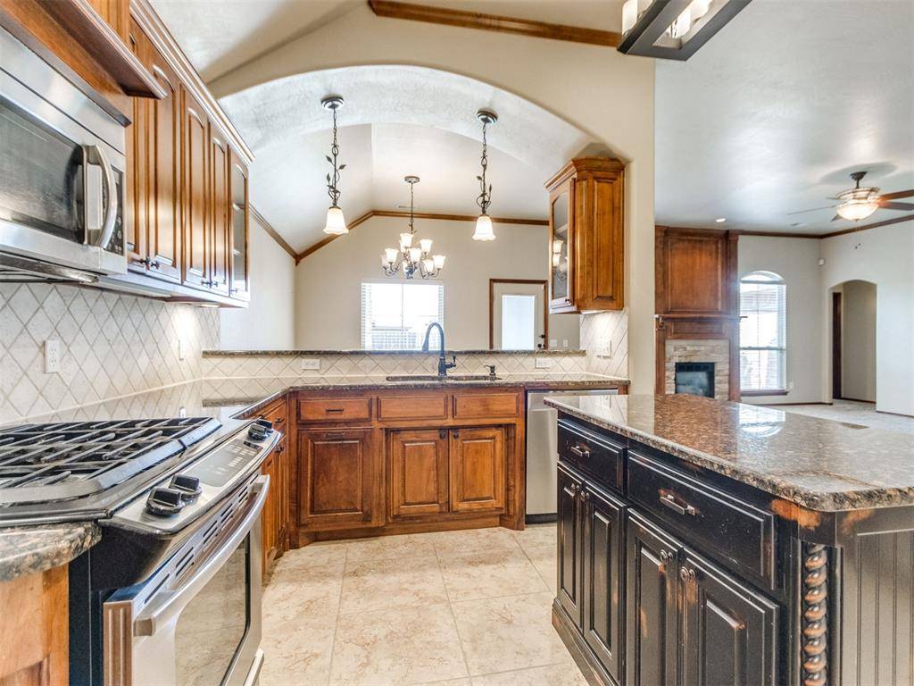 313 SW 171st ST, Oklahoma City, OK 73170
