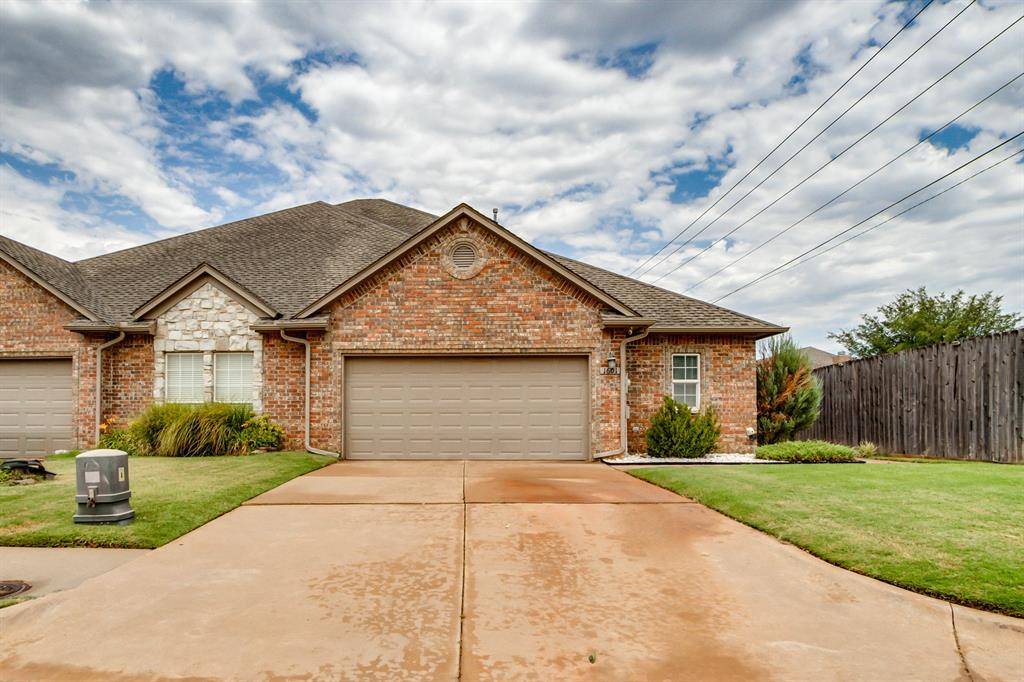 1601 Laurel PL, Edmond, OK 73003