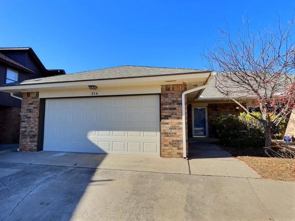 316 Town Park RD, Norman, OK 73072