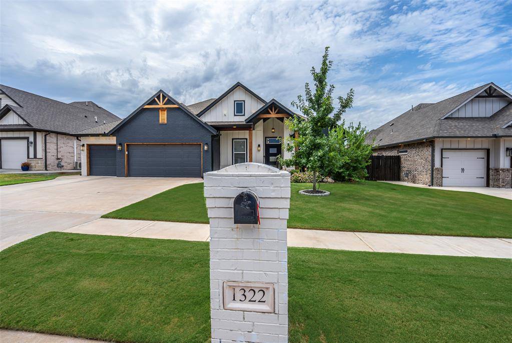 1322 Presidio DR, Norman, OK 73072