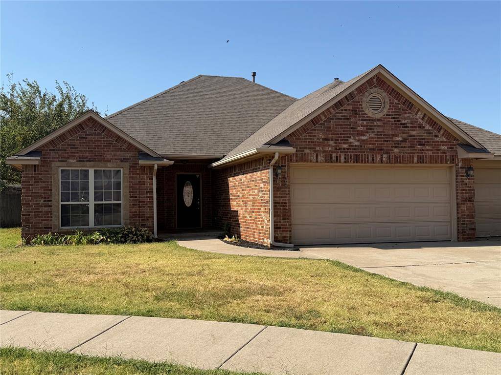 9008 NW 81st ST, Yukon, OK 73099