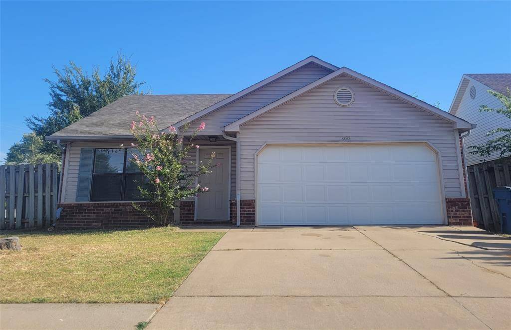 200 Brad ST, Edmond, OK 73003