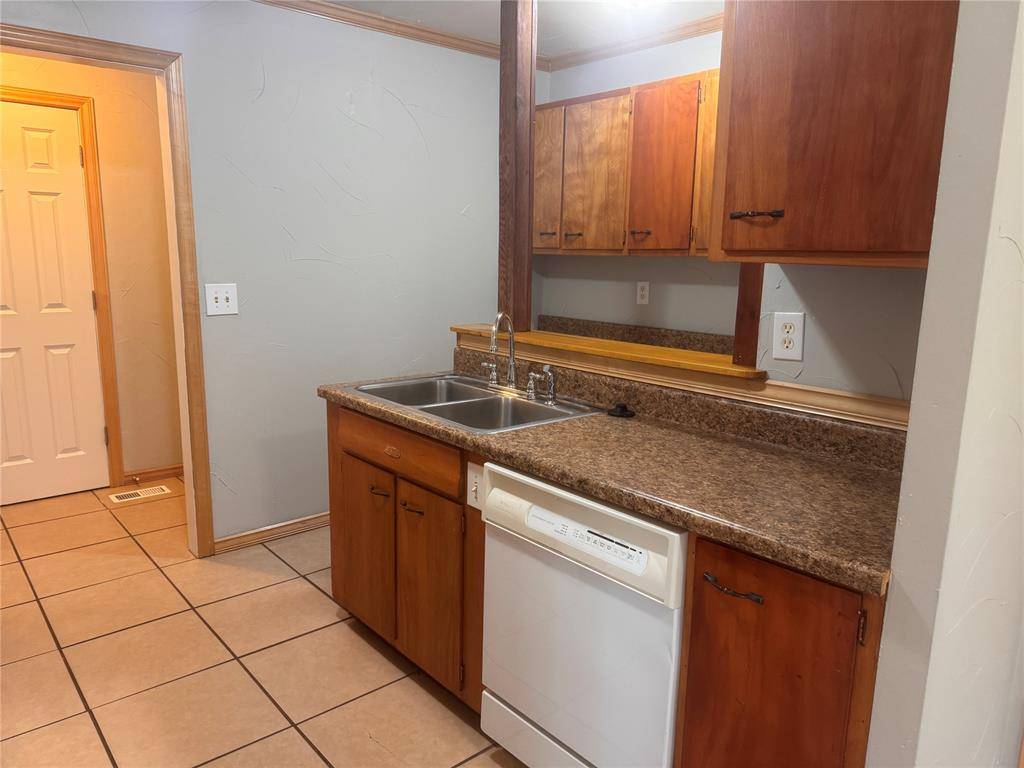117 Ann Arbor DR, Edmond, OK 73013