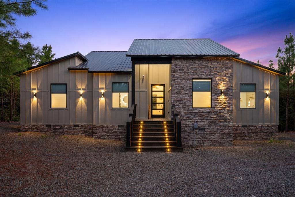 250 Southern Spruce TRL, Broken Bow, OK 74728