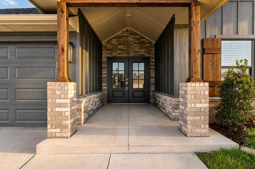 4308 Ranchwood DR, Edmond, OK 73025
