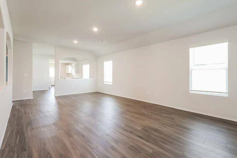2504 Rosewood LN, El Reno, OK 73036