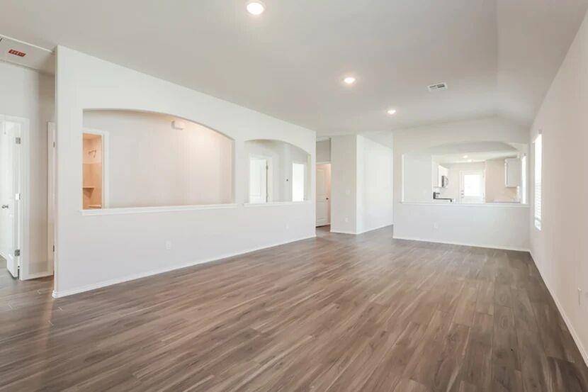 2504 Rosewood LN, El Reno, OK 73036