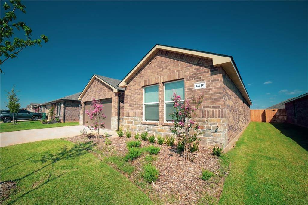 4216 SW MOONLIGHT RD, Mustang, OK 73064