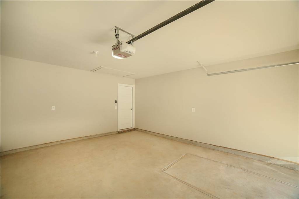 4216 SW MOONLIGHT RD, Mustang, OK 73064