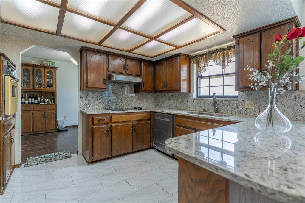 212 Americana CT, Norman, OK 73069