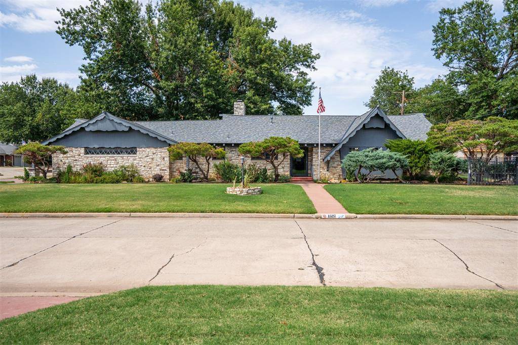 1527 Holliday DR, Norman, OK 73069
