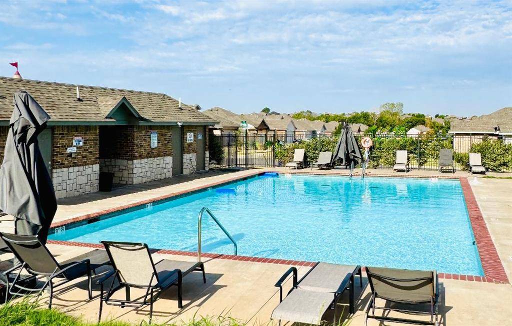11024 NW 95th ST, Yukon, OK 73099