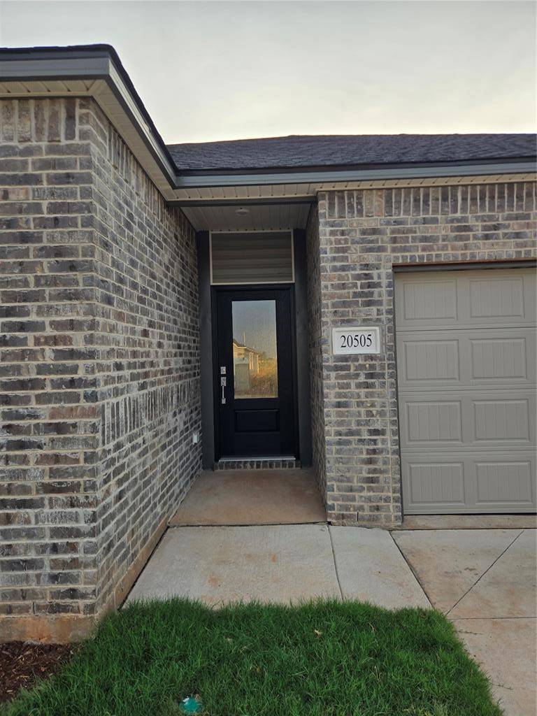 20505 Mule Deer DR, Edmond, OK 73012