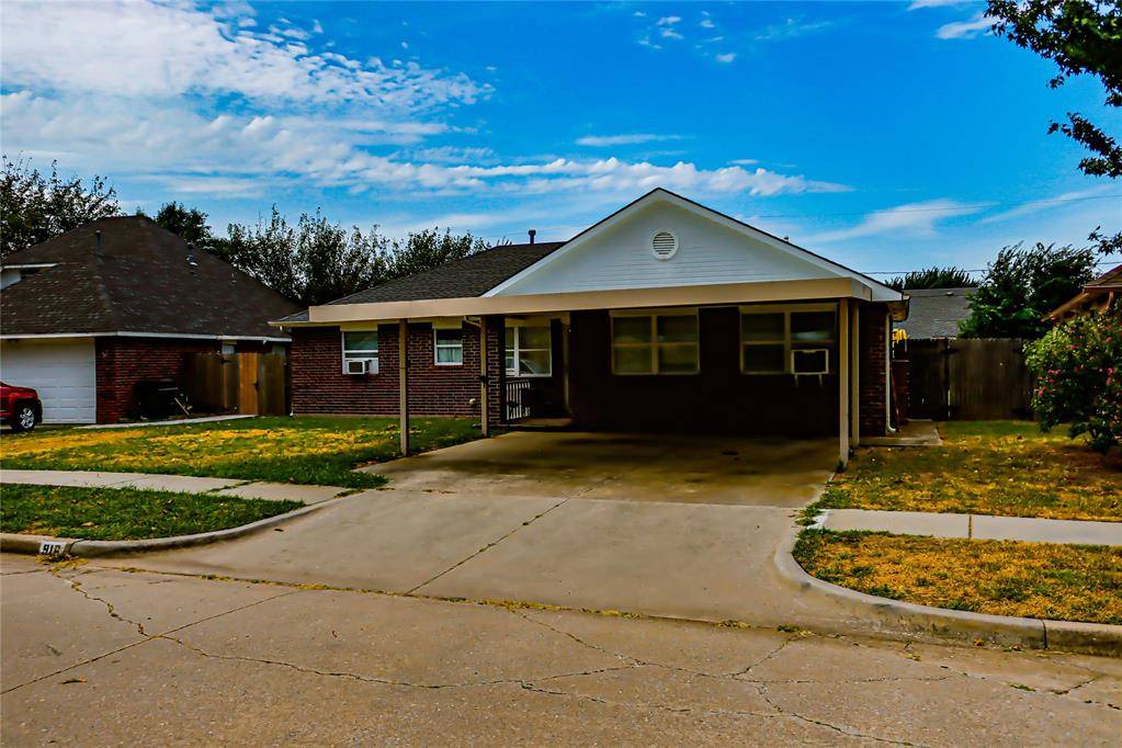 916 N Windermere DR, Oklahoma City, OK 73160