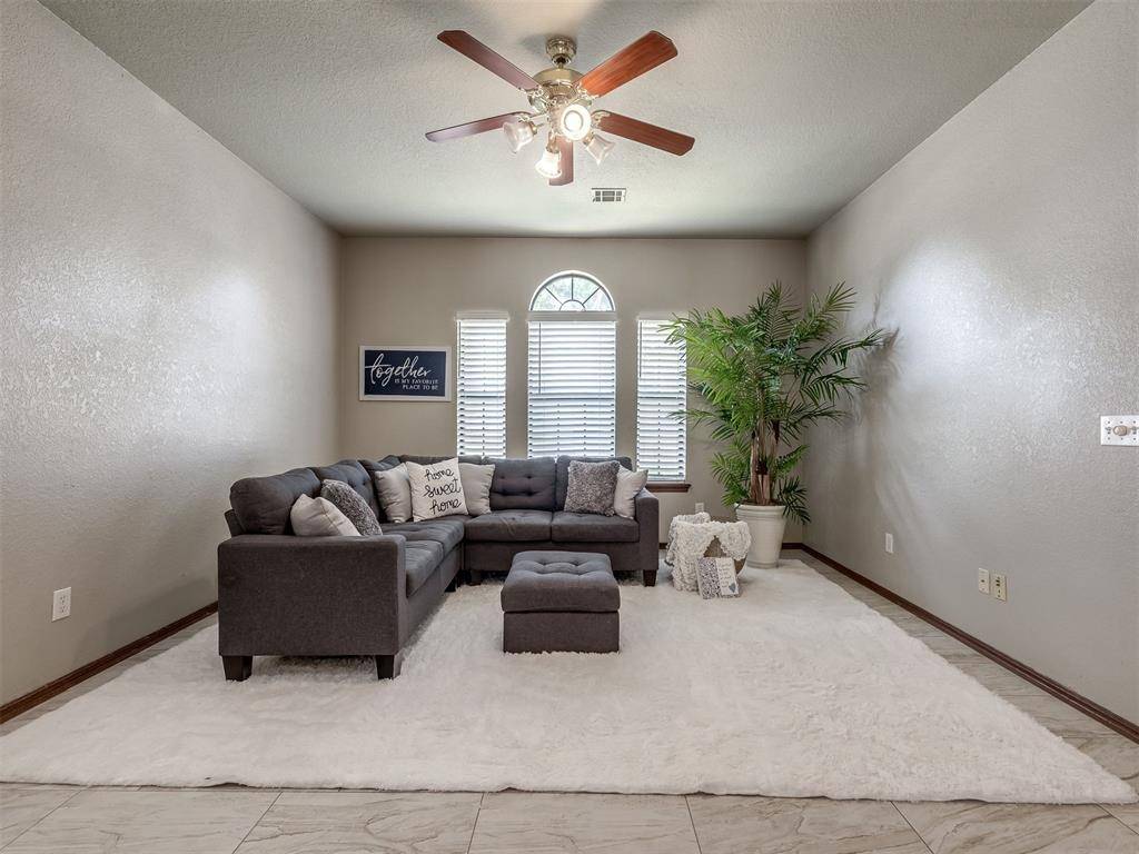 3405 Shona WAY, Norman, OK 73069