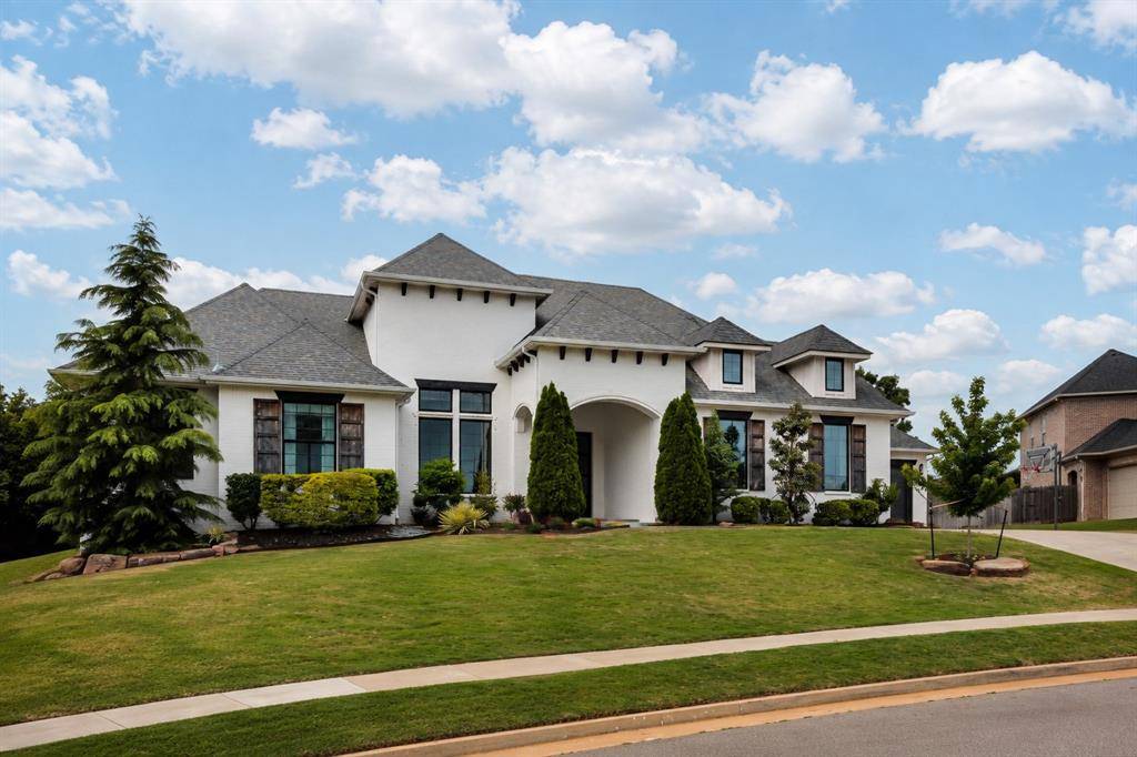 1140 Gateway Bridge RD, Edmond, OK 73034