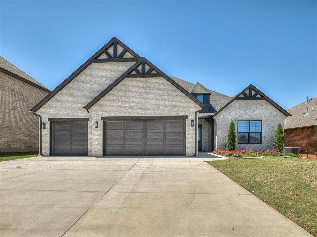 2217 Los Angeles AVE, Edmond, OK 73034