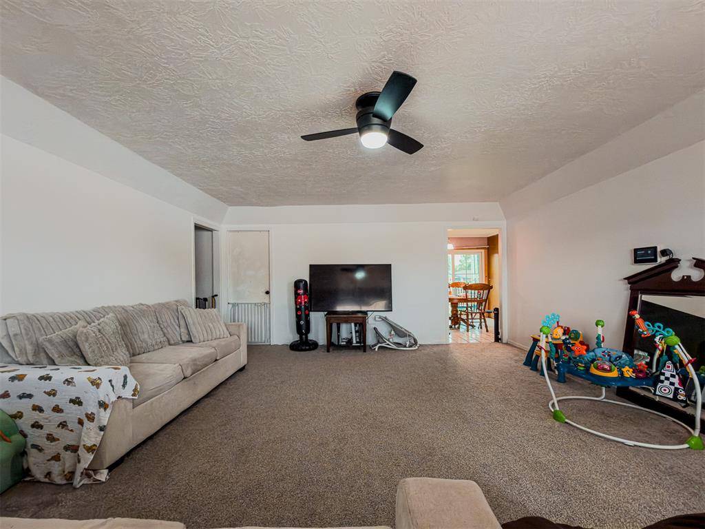 3209 Park AVE, Chickasha, OK 73018