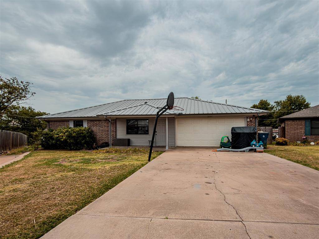 3209 Park AVE, Chickasha, OK 73018