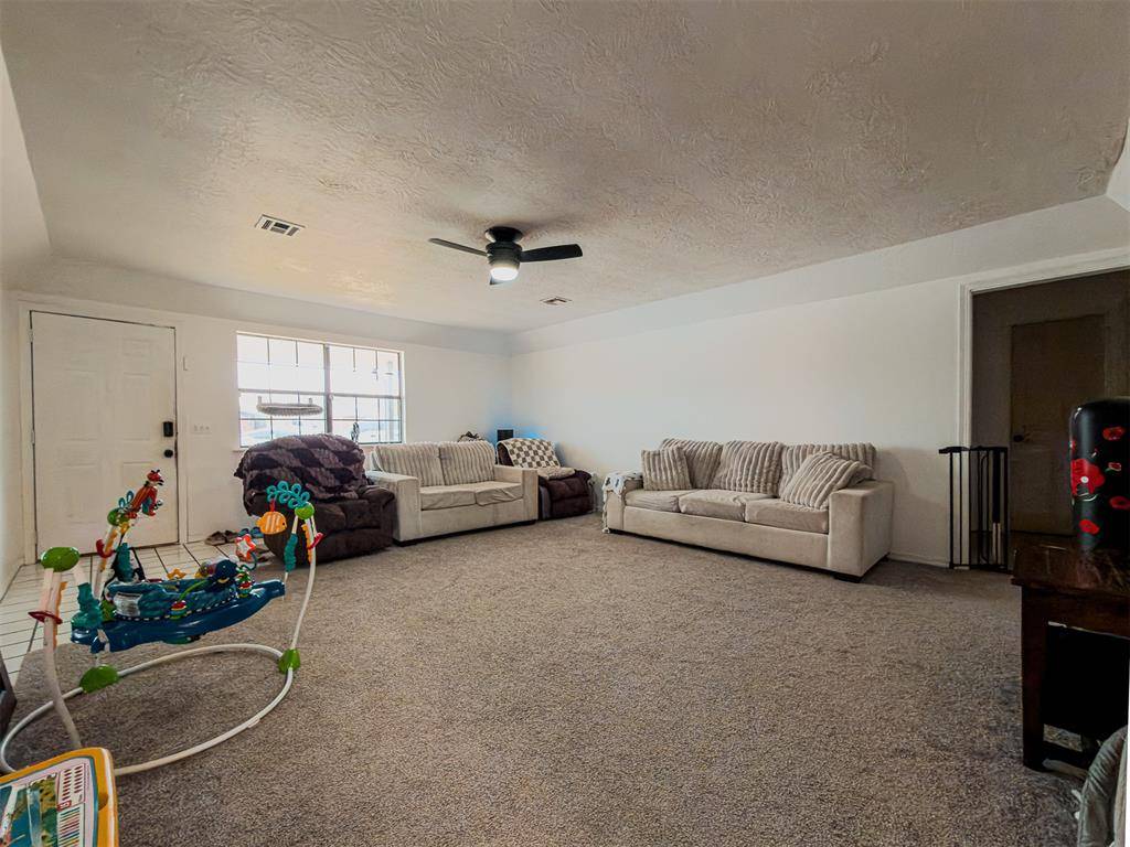 3209 Park AVE, Chickasha, OK 73018