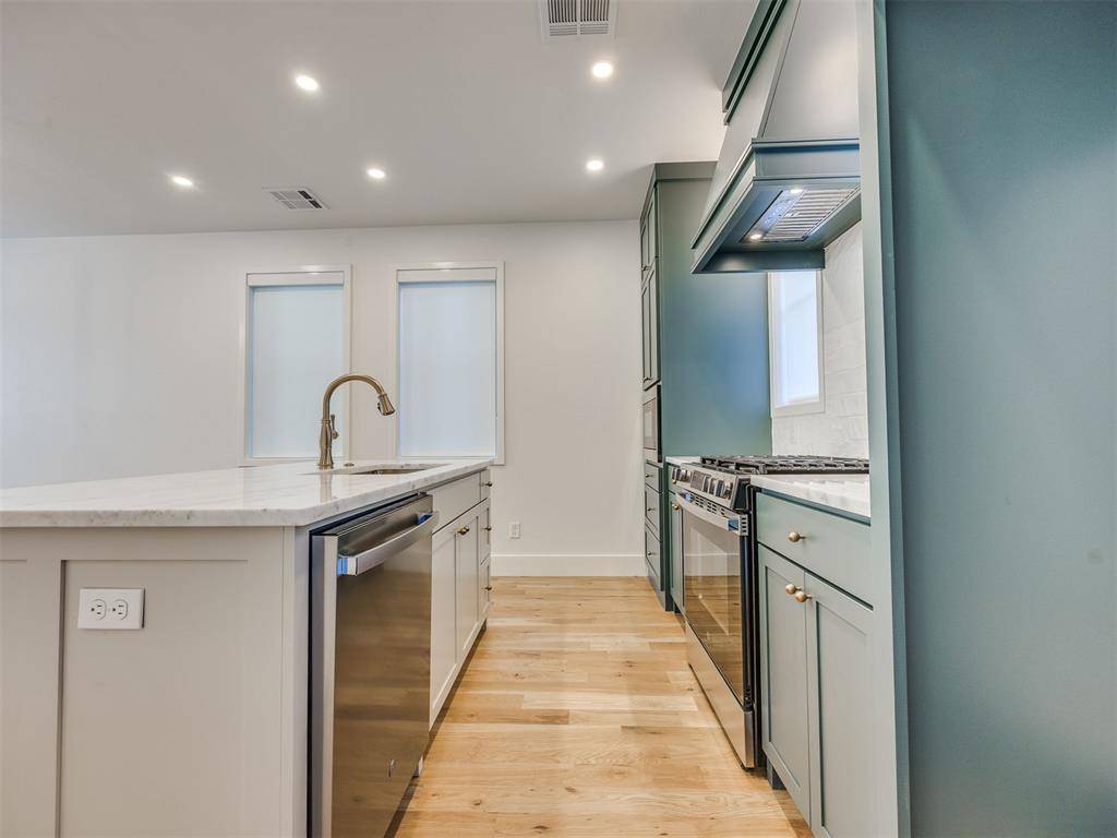 1078 Hangar DR, Oklahoma City, OK 73108