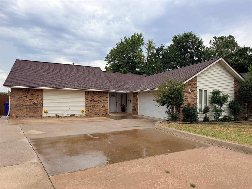 2816 Dalewood PL, Norman, OK 73071