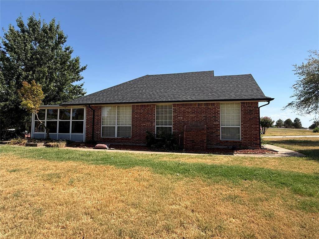 873 Oaklawn DR, Tuttle, OK 73089