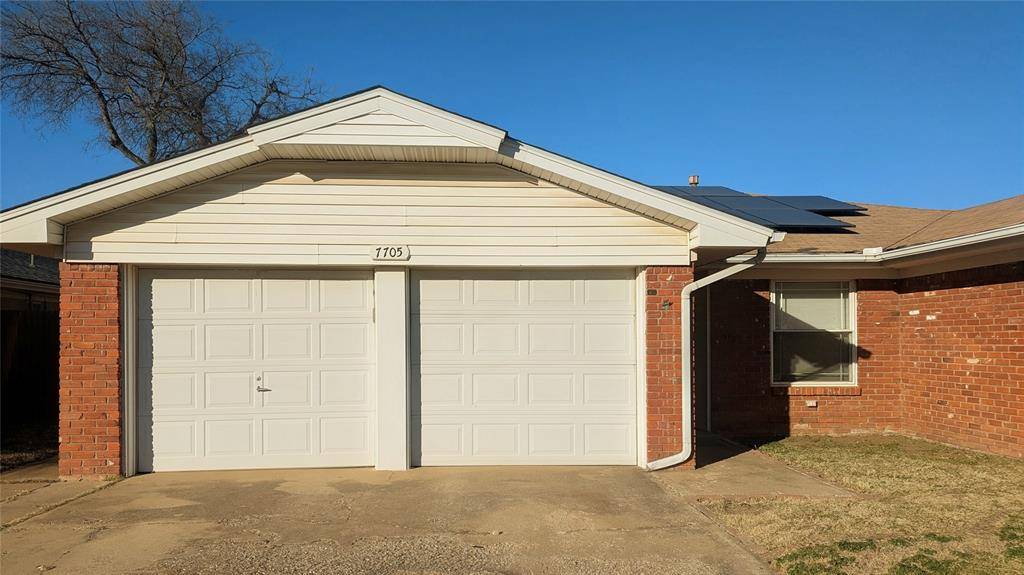 7705 NW 30th TER, Bethany, OK 73008