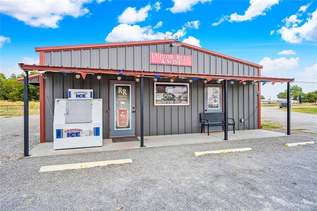 227 N Main ST, Waurika, OK 73573