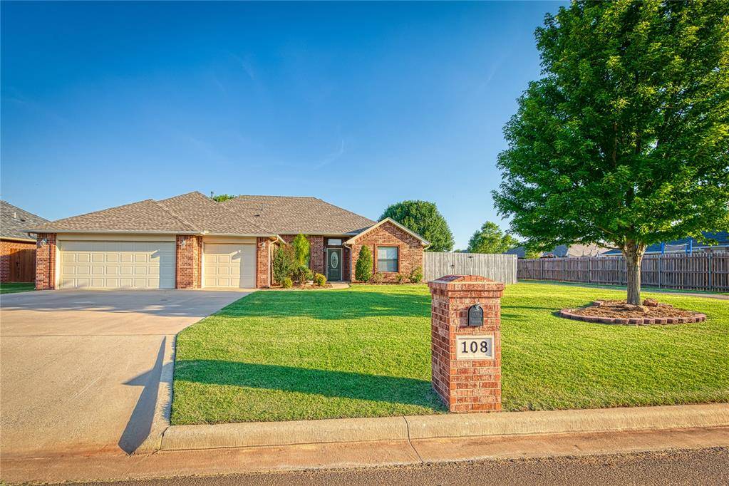 108 Bullard DR, Elk City, OK 73644