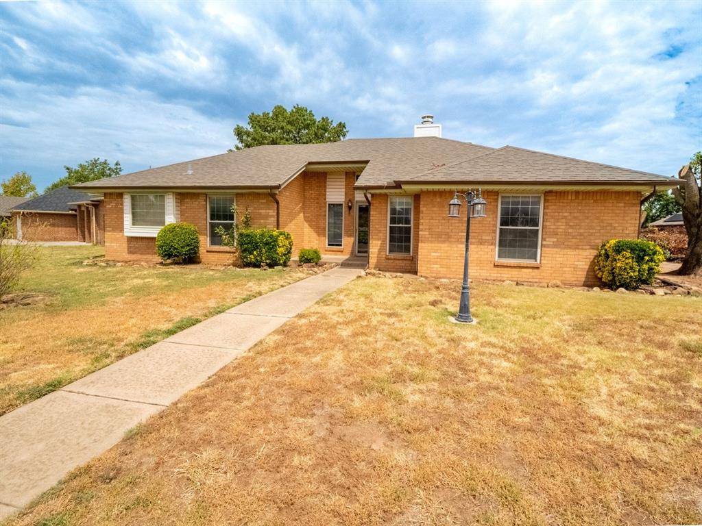 3201 Creekwood CT, Norman, OK 73072