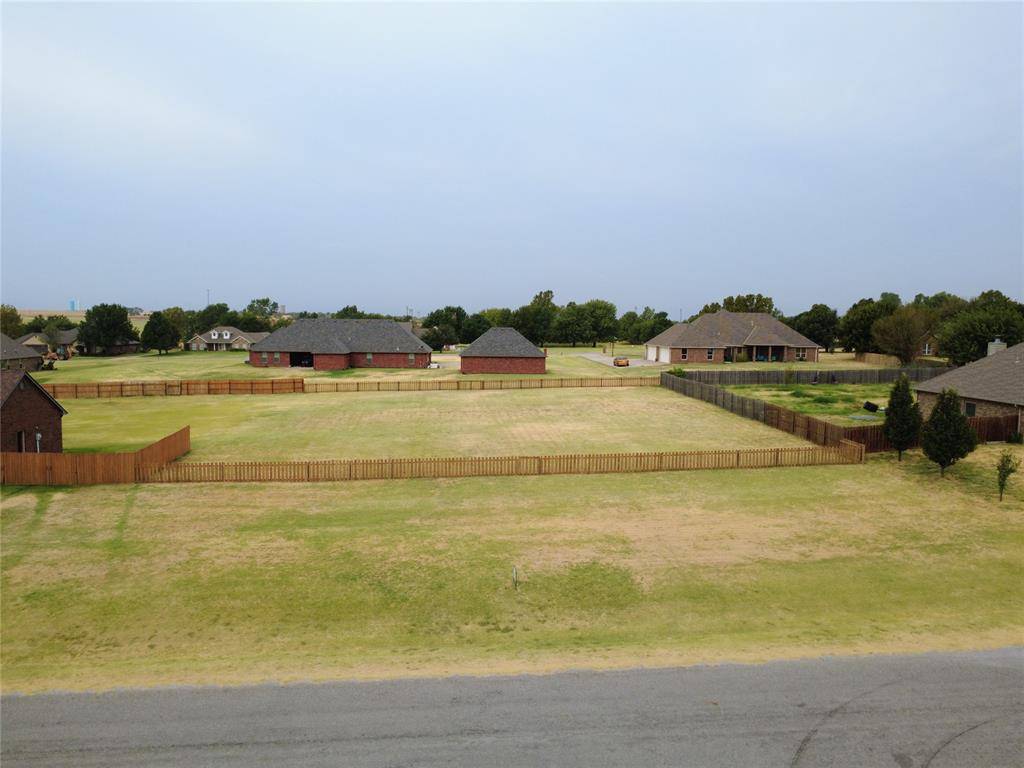 Wildflower DR, Fletcher, OK 73541
