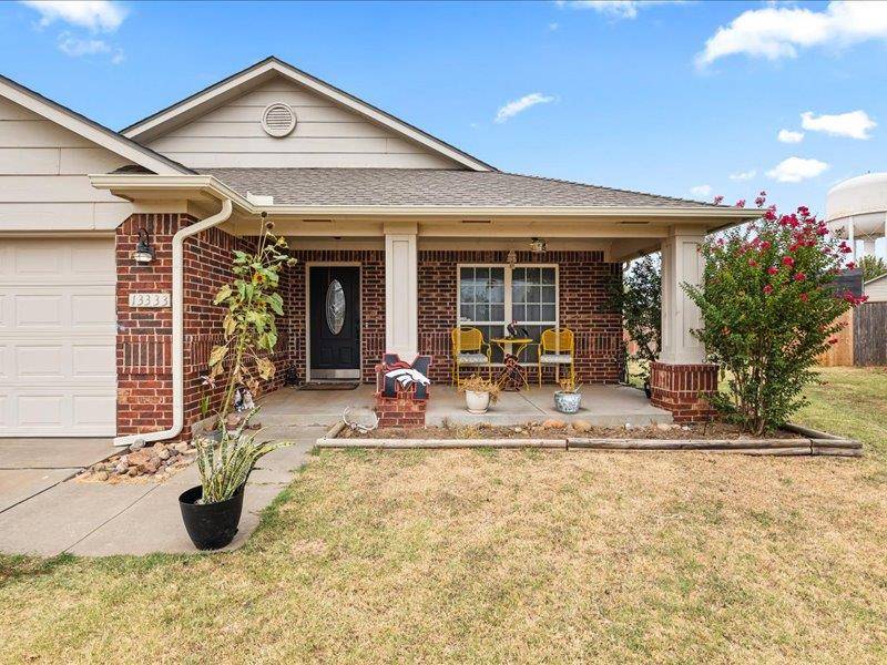 13333 SW 3rd ST, Yukon, OK 73099