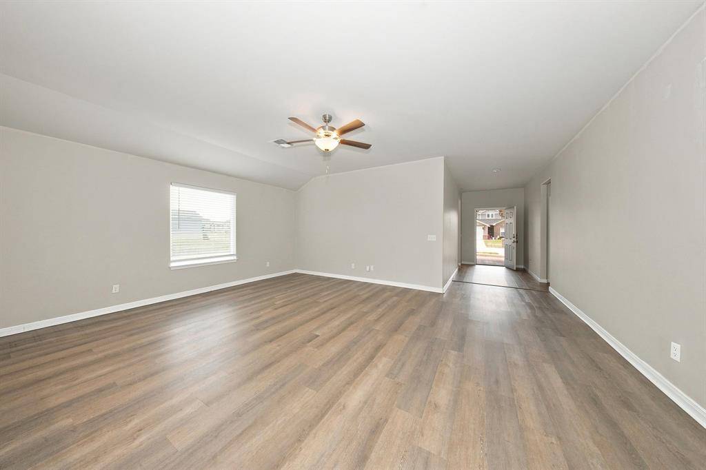 920 NW 3rd ST, Newcastle, OK 73065