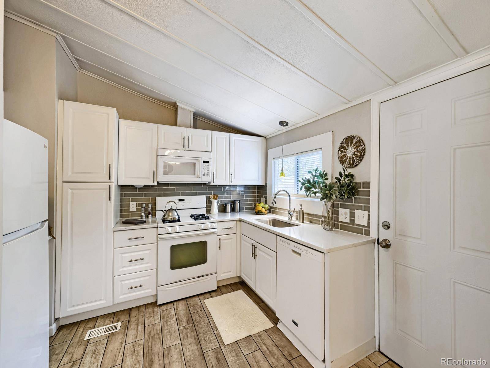 3090 W 55th PL, Denver, CO 80221