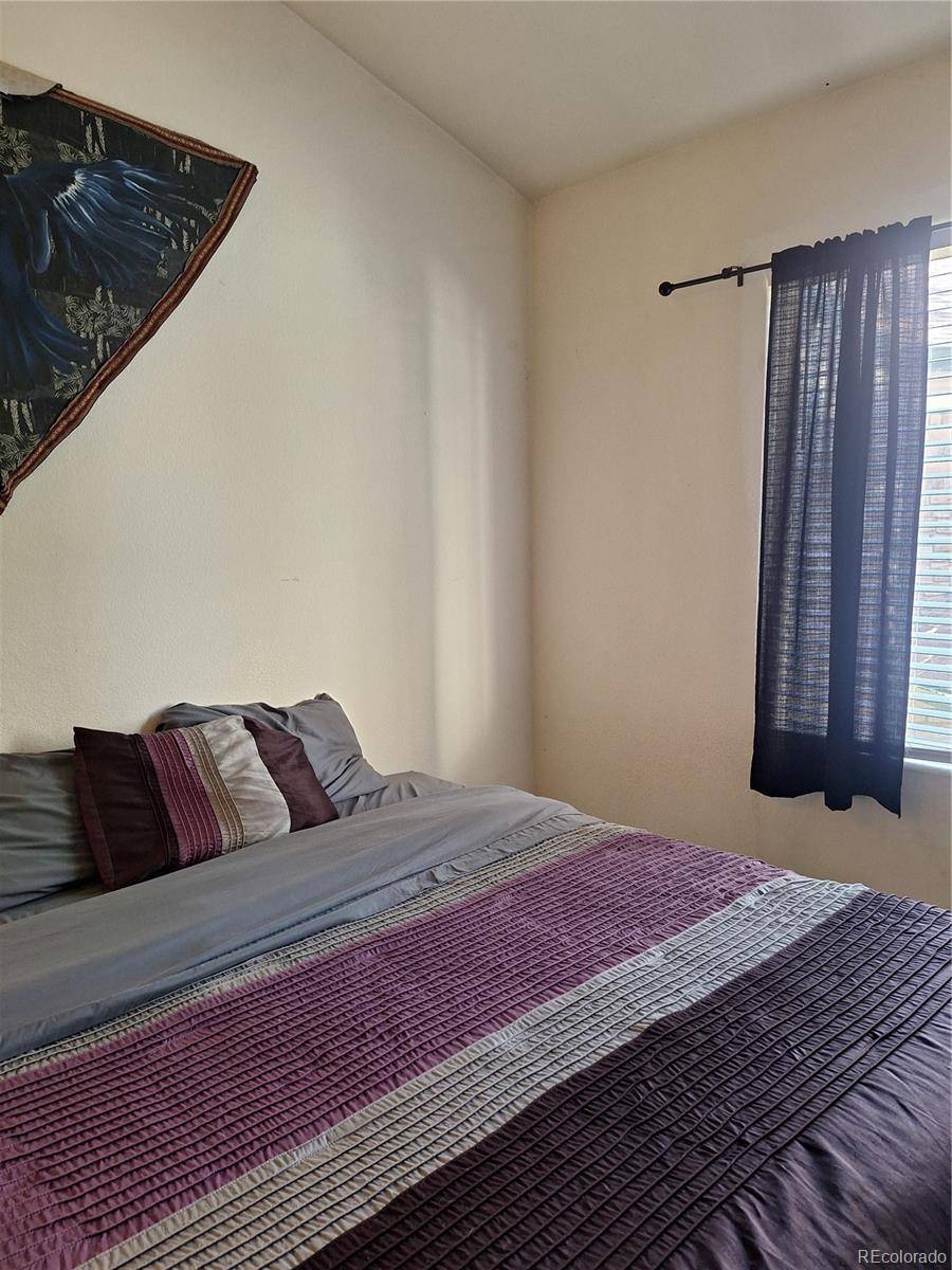4094 S Crystal CIR #203, Aurora, CO 80014