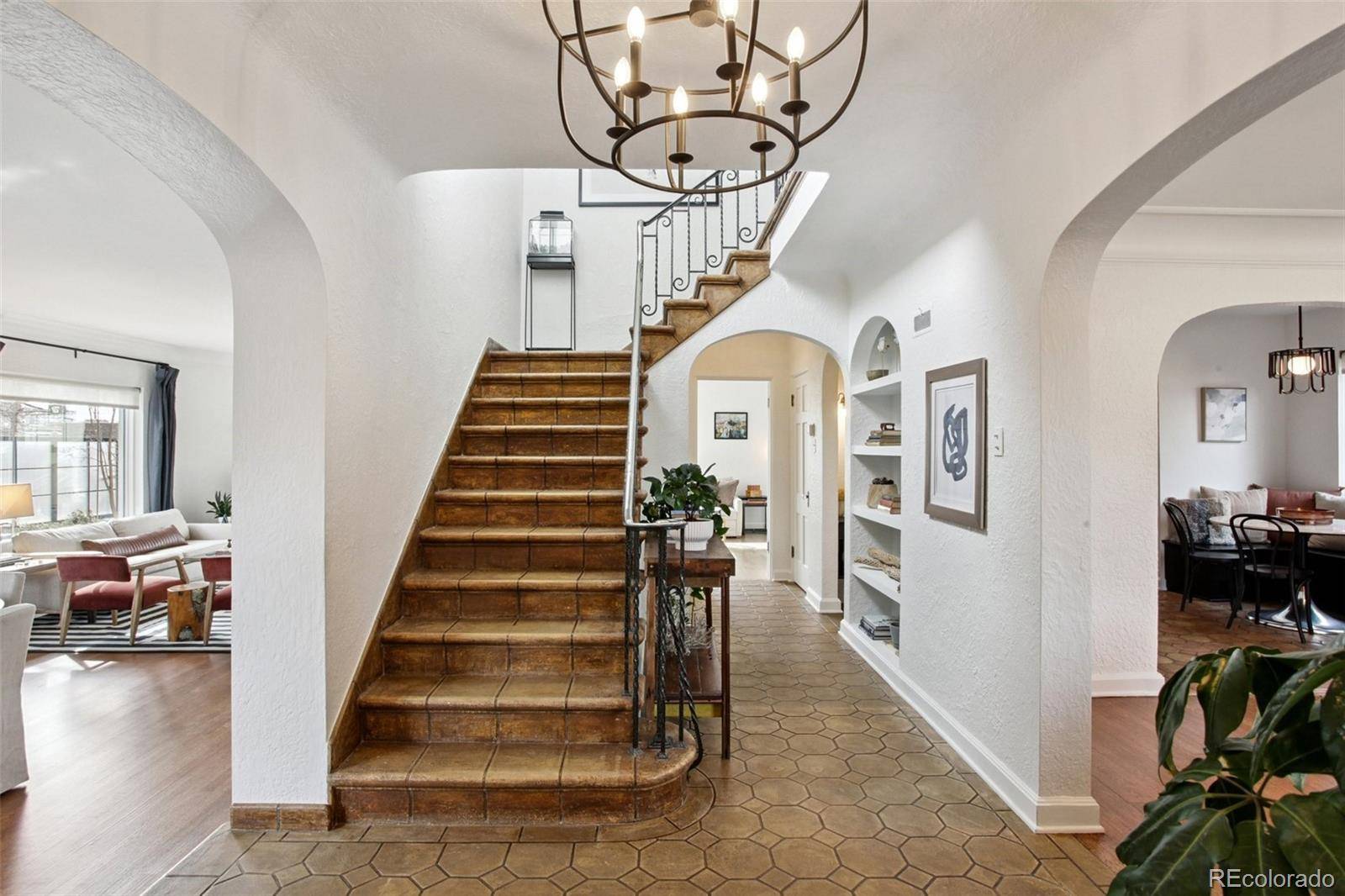 1521 Monaco Pkwy, Denver, CO 80220