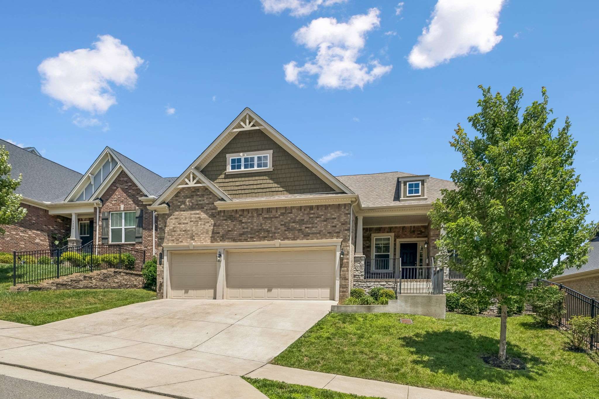 1363 Greenstone Ln, Nashville, TN 37221