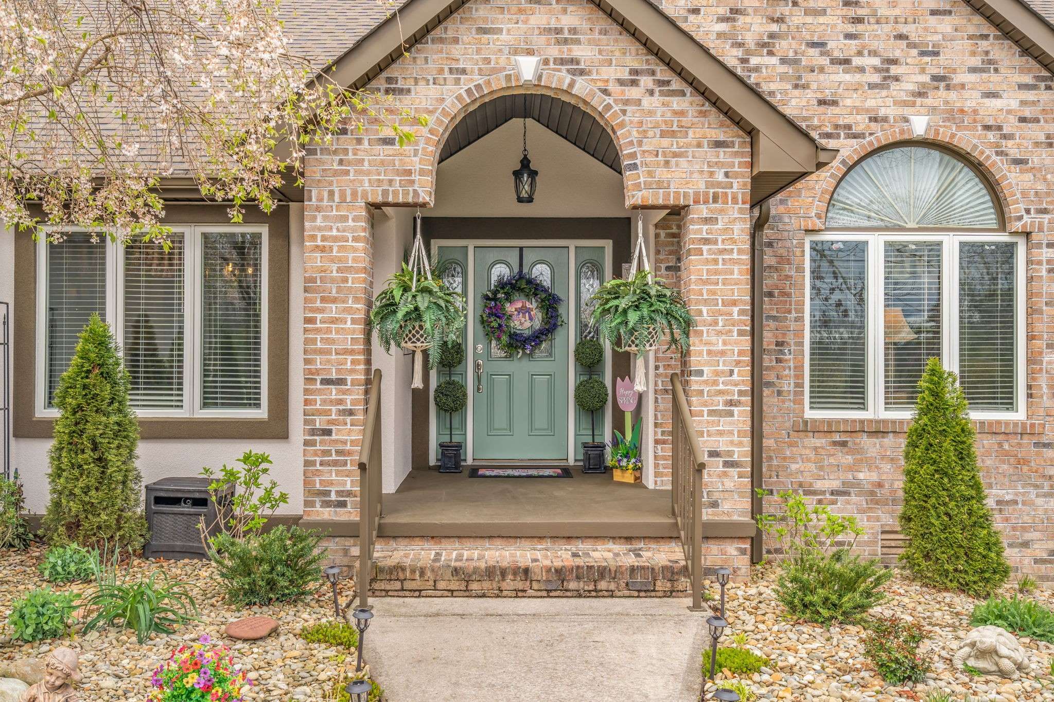 187 Forest View Dr, Crossville, TN 38558
